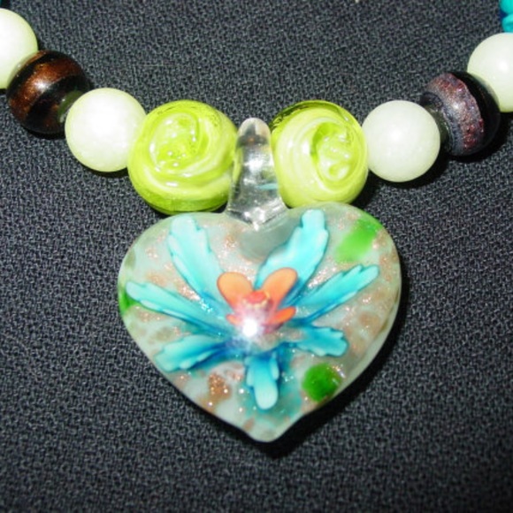 Handmade Beaded Necklace with Glass Heart - Picture 2 of 3